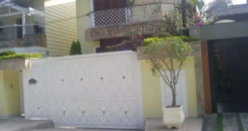 Casa com 3 quartos à venda na Rua Almir de Carvalho, Jardim Bibi, São Paulo