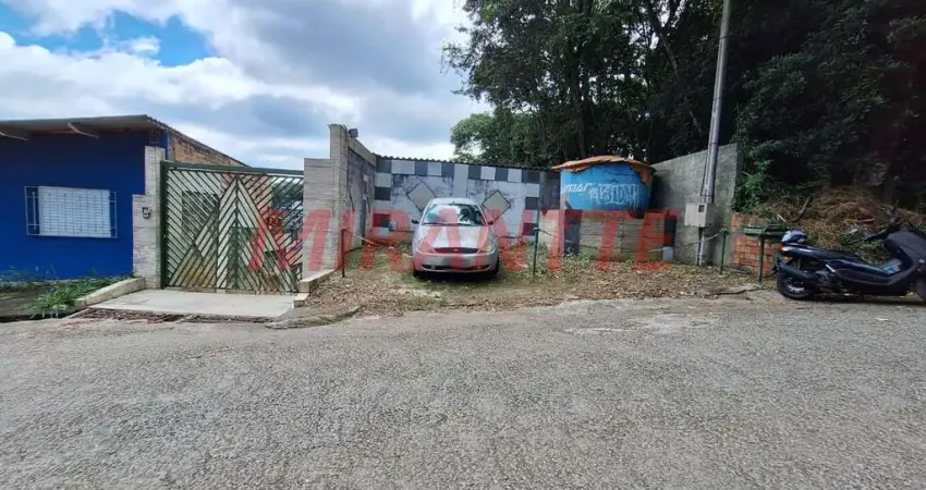 Casa terrea de 145m² com 3 quartos em Serra Da Cantareira