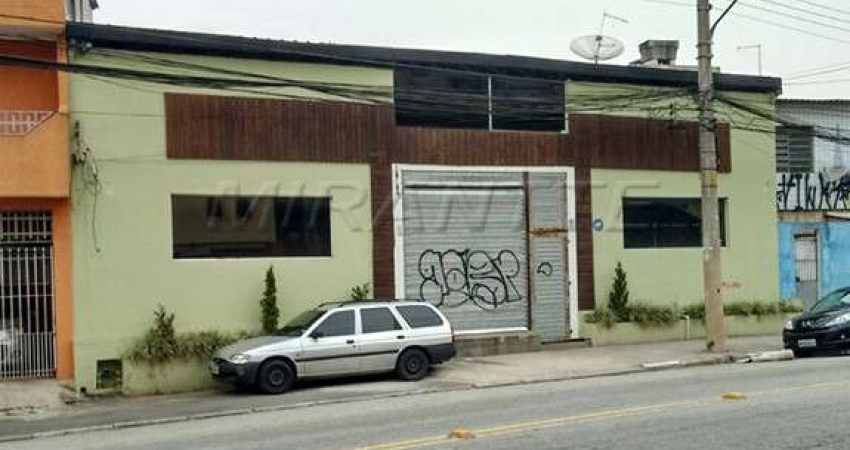 Comercial de 230m² em Tremembe
