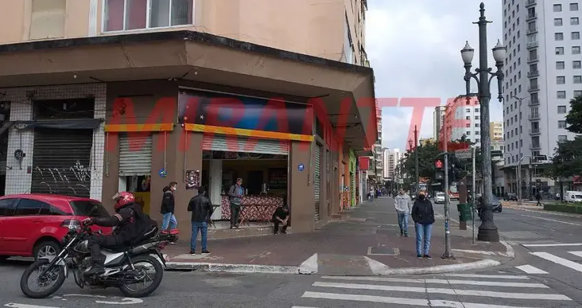 Casa comercial à venda na Avenida Duque de Caxias, Santa Cecília, São Paulo