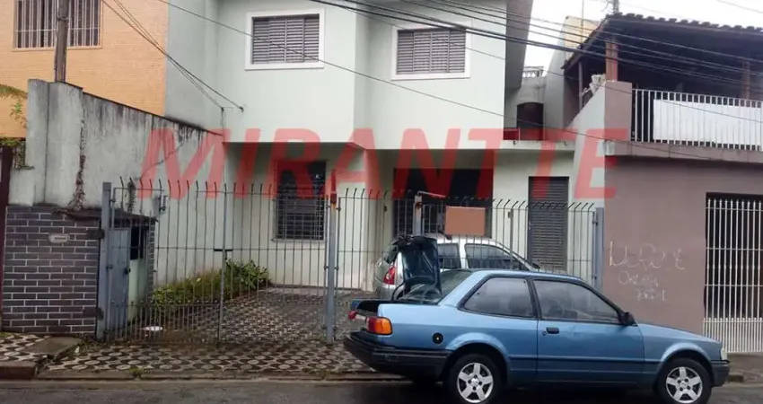 Sobrado de 200m² com 3 quartos em Jardim Rosa de Franca