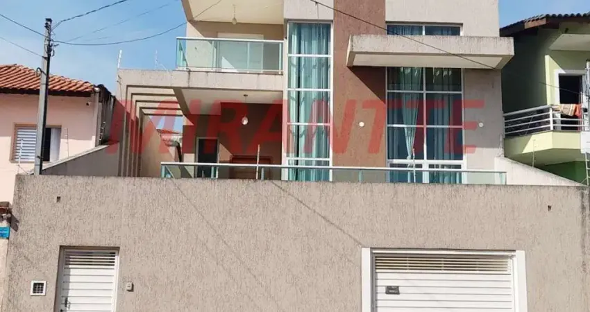 Sobrado de 316m² com 3 quartos em Jardim Vila Galvão