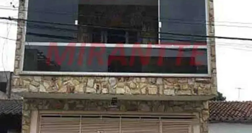 Sobrado de 200m² com 2 quartos em Conjunto Marcos Freire