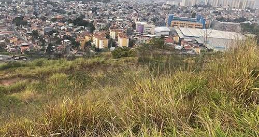Terreno à venda na Rua Vera Cruz, Alphaville, Barueri