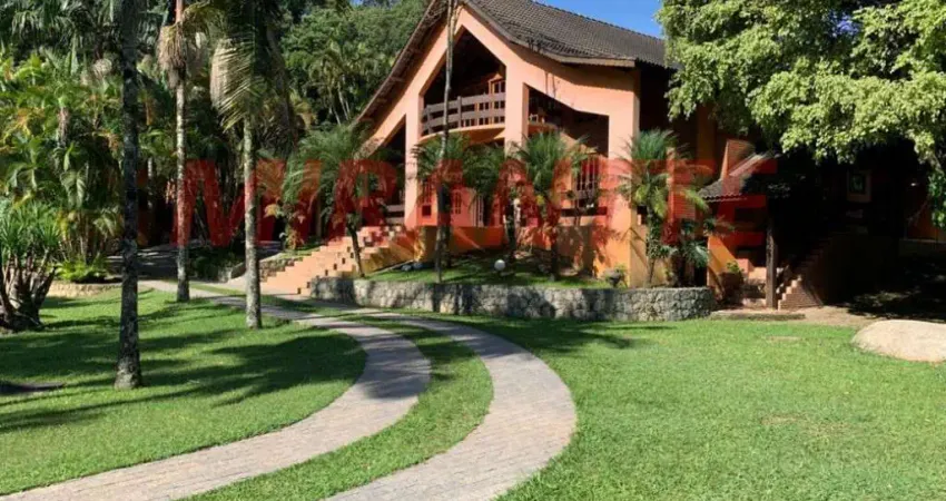 Casa terrea de 700m² com 4 quartos em Serra da Cantareira