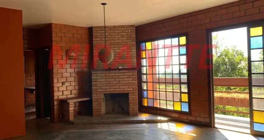 Sobrado de 467m² com 4 quartos em Serra Da Cantareira