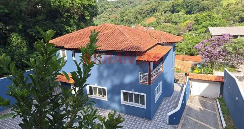 Sobrado de 320m² com 3 quartos em PARQUE PETROPOLIS