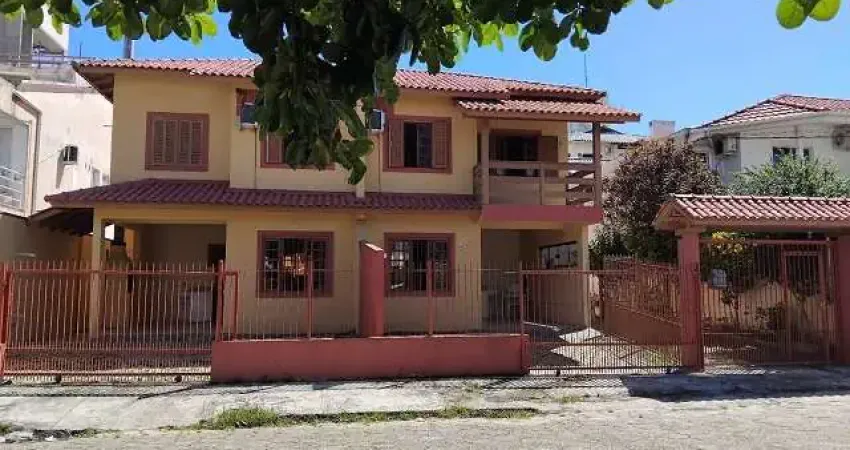 Casa com 7 quartos à venda no Ingleses, Florianópolis 