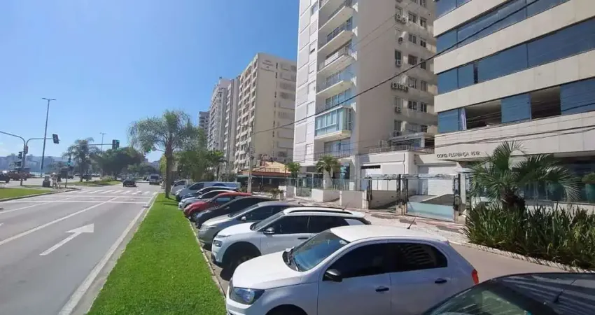 Apartamento com 3 quartos para alugar na Avenida Jornalista Rubens de Arruda Ramos, 1540, Beira Mar, Florianópolis