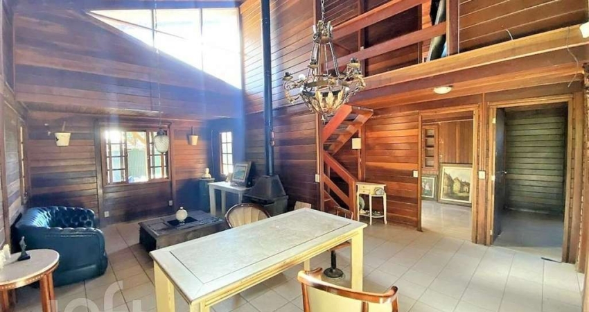 Casa à venda em Campeche Leste com 246 m², 4 quart