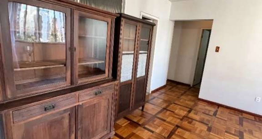 Apartamento de 2 dormitórios no Centro