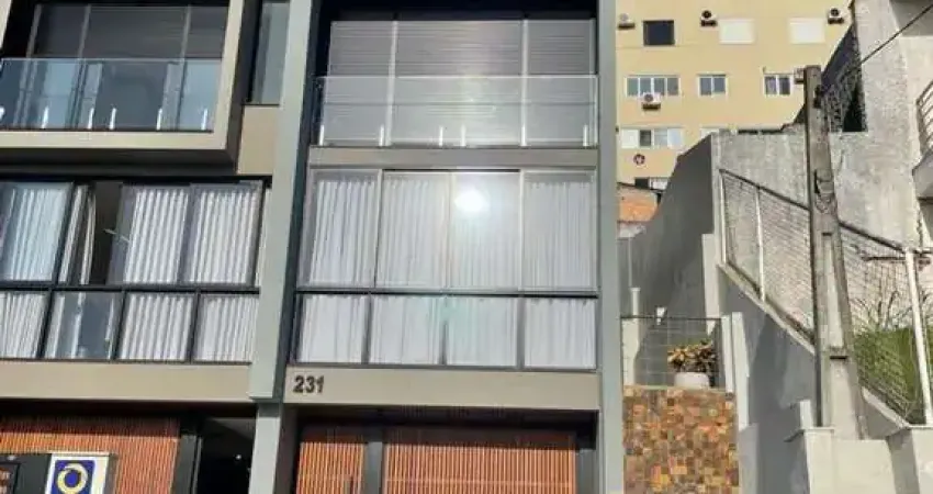 Casa à venda em Centro com 473 m², 3 quartos, 3 su