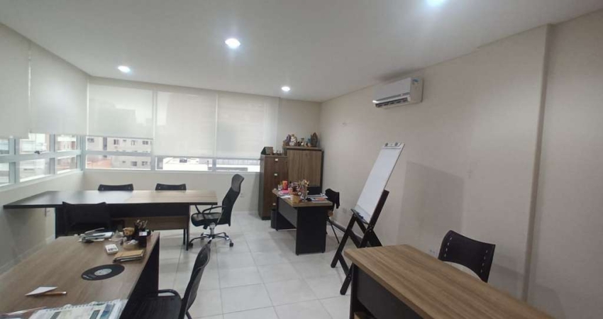 Sala comercial à venda na Rua Idalina Pereira dos Santos, 67, Agronômica, Florianópolis