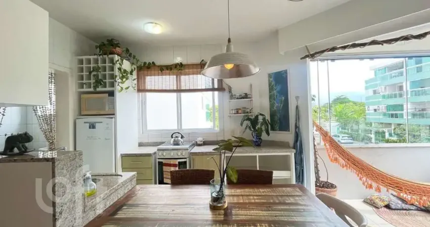 Apartamento à venda em Lagoa Pequena com 79 m², 2