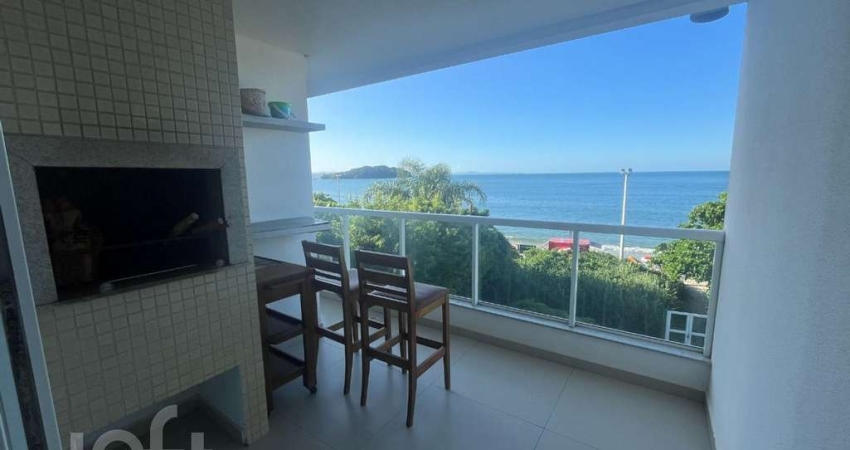 Apartamento à venda em Canasvieiras com 116 m², 3