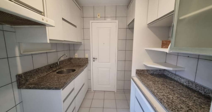 Apartamento de 3 dormitórios à venda no Centro