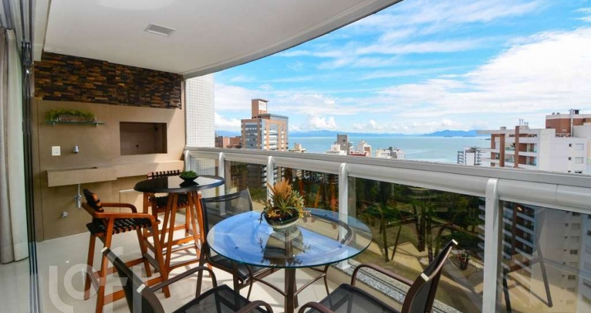 Apartamento à venda em Centro com 230 m², 3 quarto