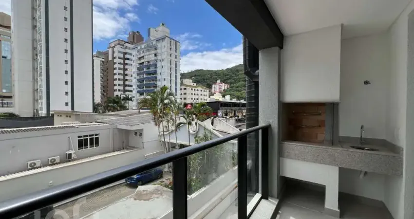 Apartamento à venda em Centro com 73 m², 2 quartos