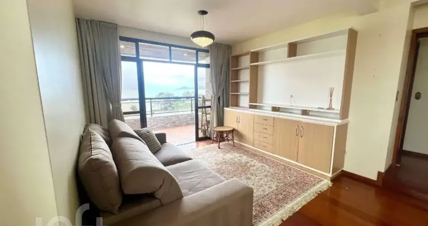 Apartamento à venda em Agronômica com 145 m², 4 qu