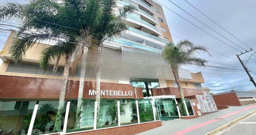 Apartamento à venda em Canto com 121 m², 3 quartos