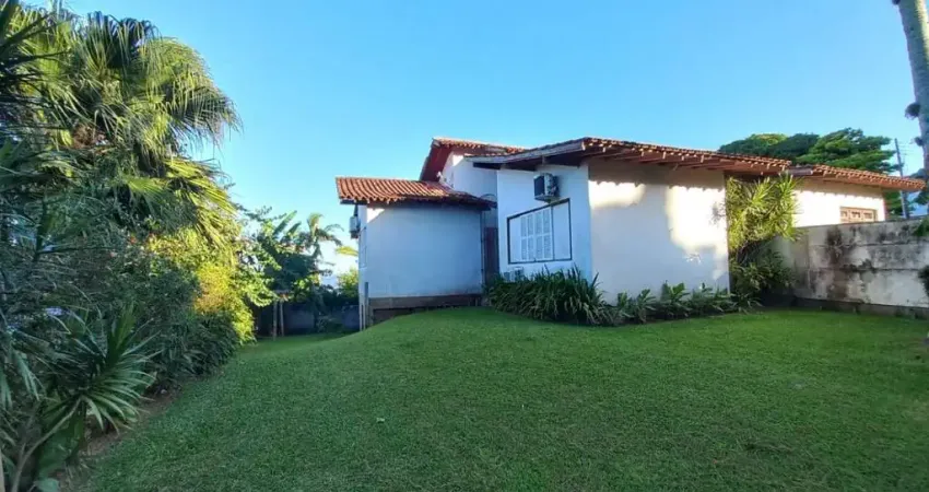 Casa com 4 quartos à venda na Rua Assis Brasil, 467, Ponta de Baixo, São José