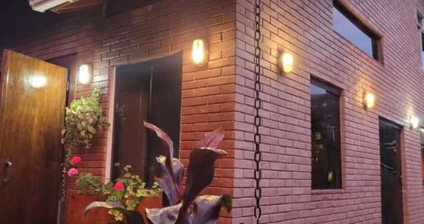 Casa à venda em Pântano do Sul com 90 m², 2 quarto