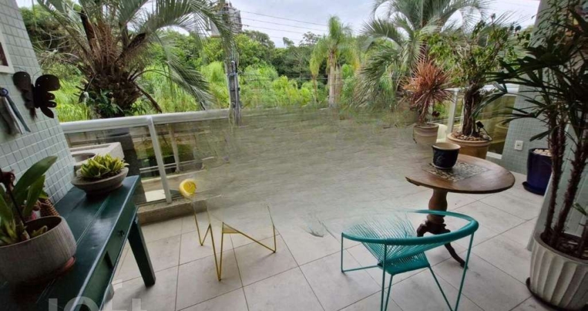 Apartamento à venda em Jurere Leste com 158 m², 3