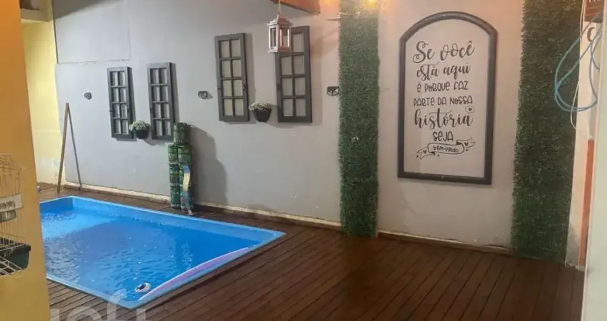 Casa à venda em Canto com 203 m², 5 quartos, 1 suí