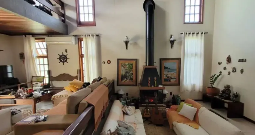 Casa com 3 quartos à venda na Rua João Rocha, 64, Campeche, Florianópolis