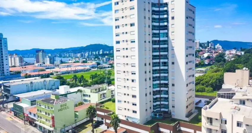 Apartamento à venda em Estreito com 150 m², 3 quar