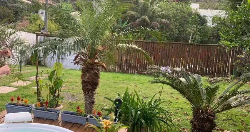 Casa com 4 quartos para alugar na Rua Laurindo Januário da Silveira, 5361, Porto da Lagoa, Florianópolis