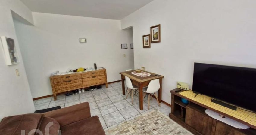 Apartamento à venda em Centro com 76 m², 2 quartos