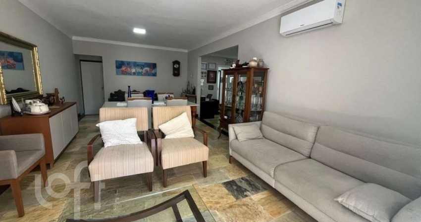 Apartamento à venda em Centro com 124 m², 3 quarto
