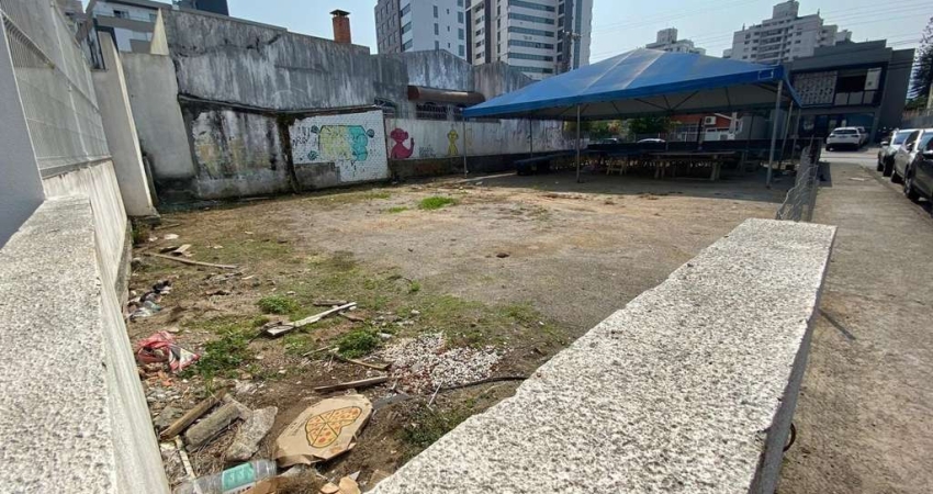 Terreno comercial à venda na Rua Professor José Brasilicio de Souza, 145, Trindade, Florianópolis