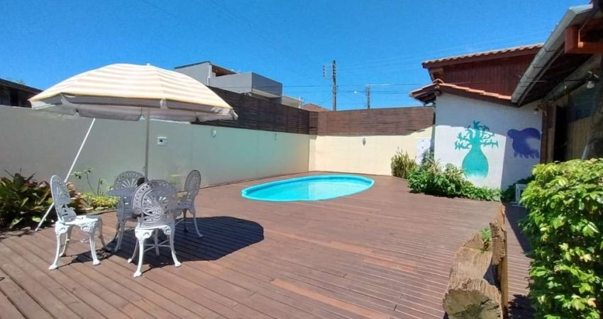 Casa com 7 quartos para alugar na Rua do Gramal, 405, Campeche, Florianópolis