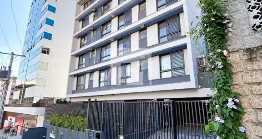 Apto com 3 dormitórios à venda no Centro