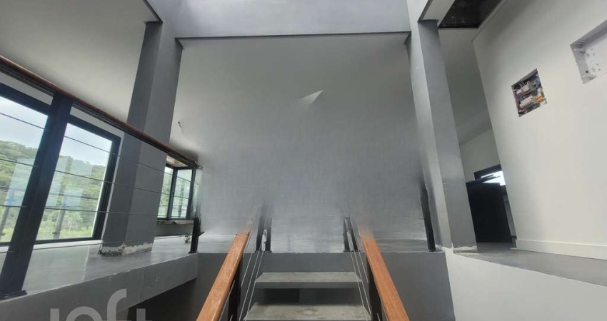 Casa à venda em Rio tavares central com 193 m², 3
