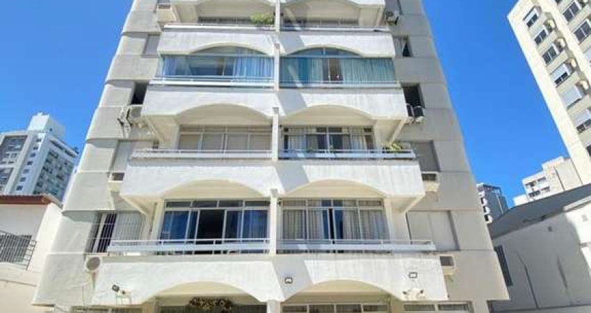 Apartamento à venda em Centro com 360 m², 6 quarto
