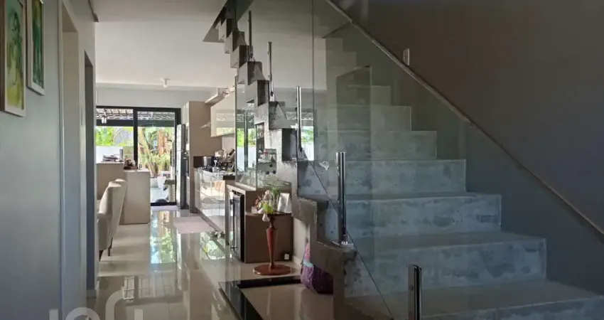Casa em condomínio fechado com 3 quartos à venda na Rua da Escova de Garrafa, 541, Cachoeira do Bom Jesus, Florianópolis