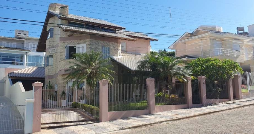 Casa em condomínio fechado com 4 quartos à venda na Rua Laélia Purpurata, 96, João Paulo, Florianópolis
