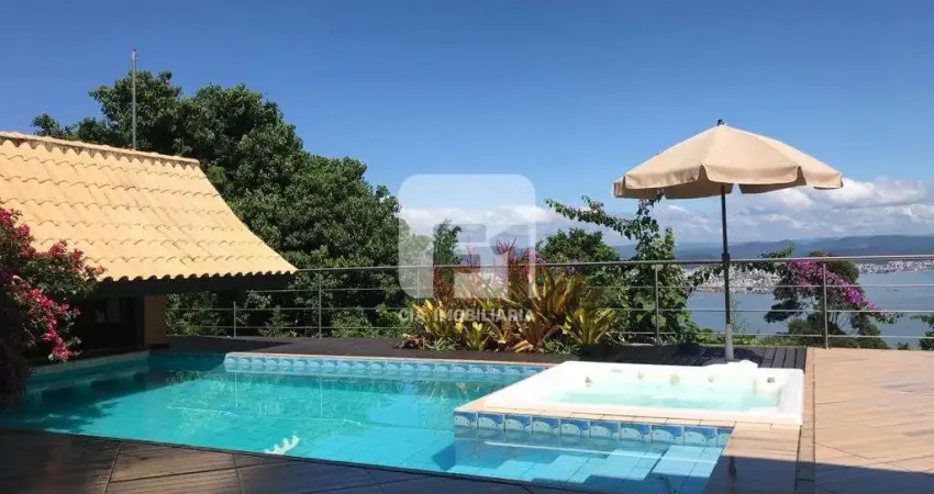 Casa com 4 quartos à venda na Rua Margot Ganzo Araújo, 113, Centro, Florianópolis