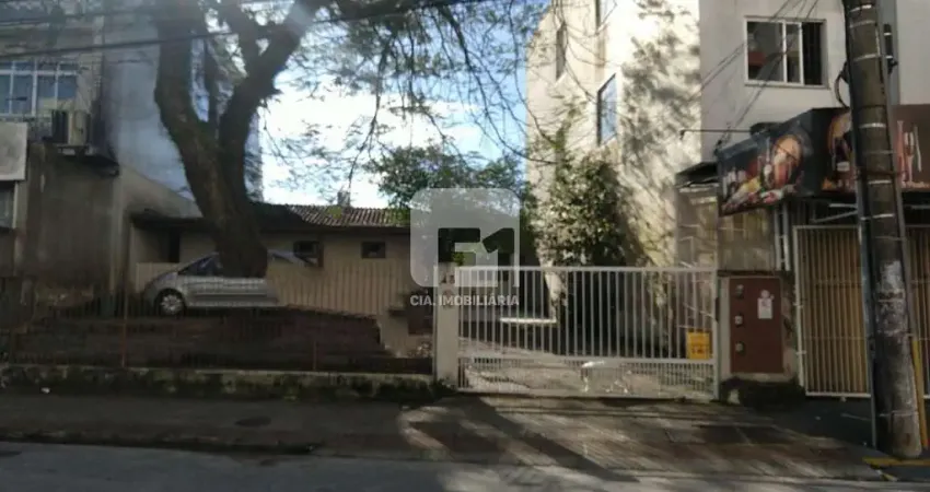 Casa com 3 quartos à venda na Rua Gentil Sandin, 43, Praia Comprida, São José