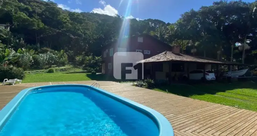 Aconchegante Chácara no sul da ilha
