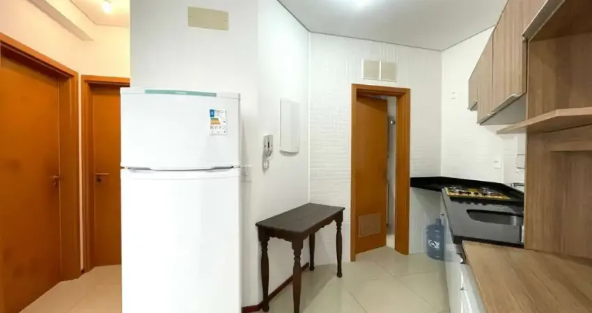 Apartamento semi mobiliado no Rio Tavares.