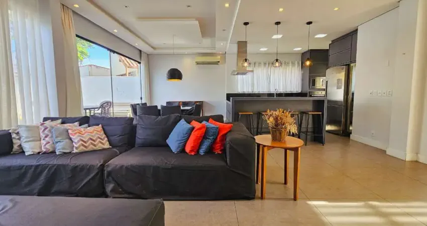 Casa de 3 dormitórios à venda - Lagoa da Conceição