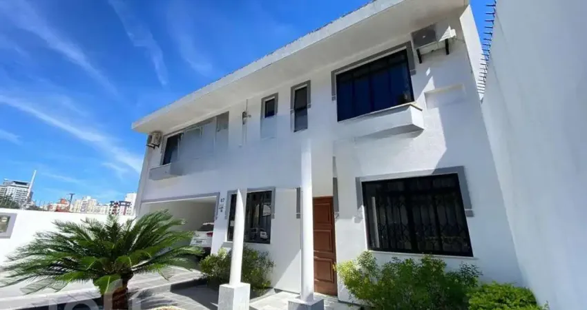 Casa com 5 quartos à venda na Rua Doutor Armando Valério de Assis, 67, Agronômica, Florianópolis