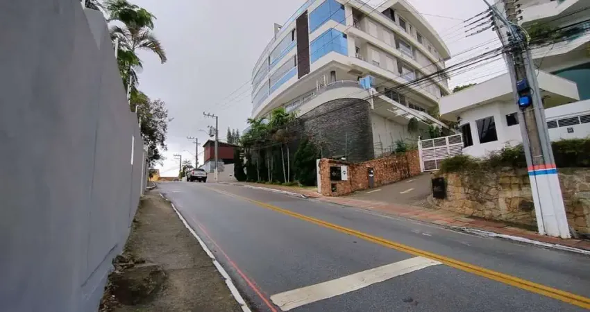 Apartamento de 3 dormitórios em Canajure