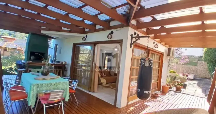 Casa com 4 quartos para alugar na Rua Laurindo Januário da Silveira, 967, Lagoa da Conceição, Florianópolis