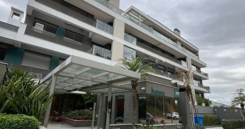 Apartamento de 3 dormitórios no Cacupé