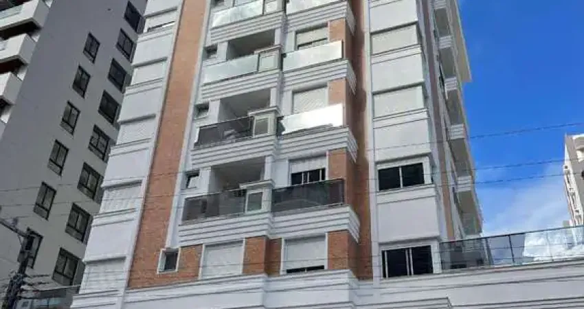 Apartamento de 2 dormitórios no Centro